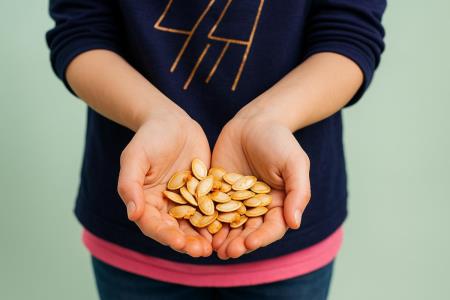 Zwei Löffel täglich: Das stille Kraftpaket aus dem Kürbis, das Schlaf, Herz und Immunsystem unterstützen könnte